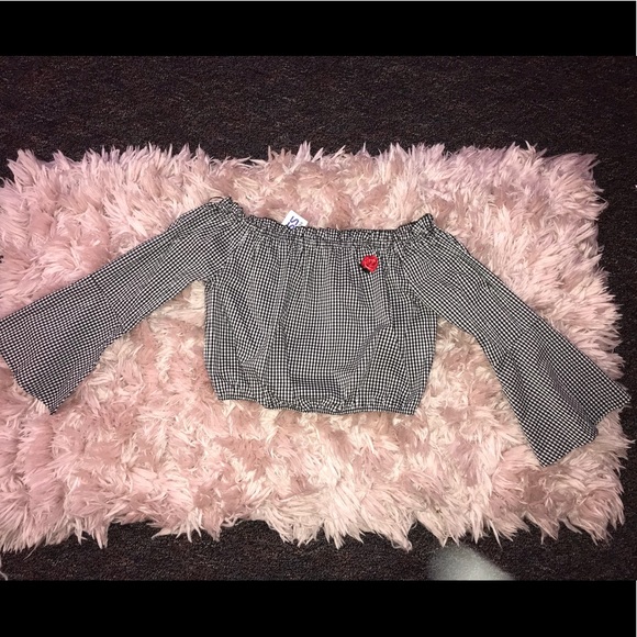 Cute plaid Off the Shoulder Crop Top - Picture 5 of 6